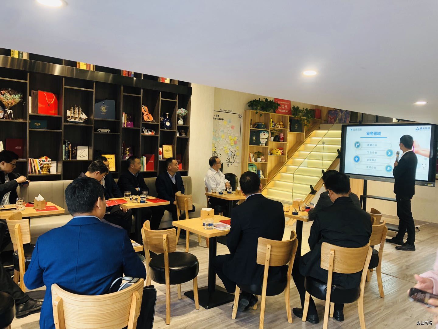 微信圖片_20201018143602.jpg 微信圖片_20201018143602.jpg